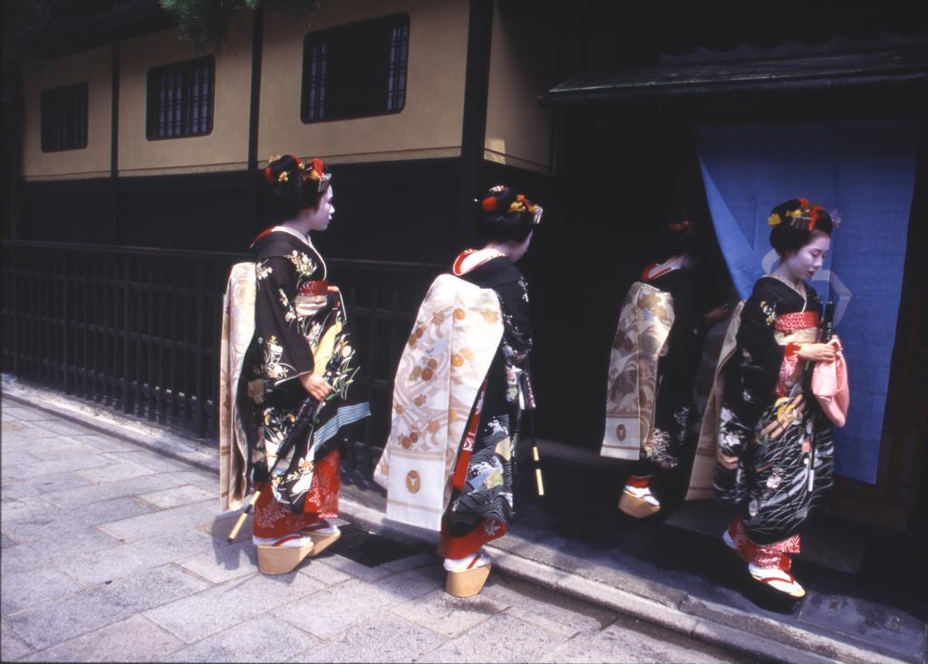 Holzbau Higashiyama Hotel เกียวโต ภายนอก รูปภาพ